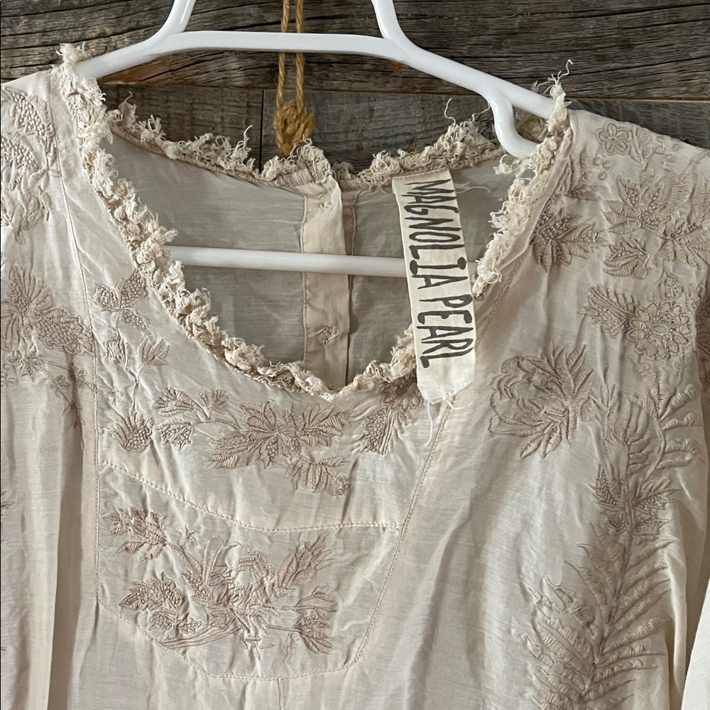 Magnolia Pearl Cream Lace Blouse - Picture 2 of 3